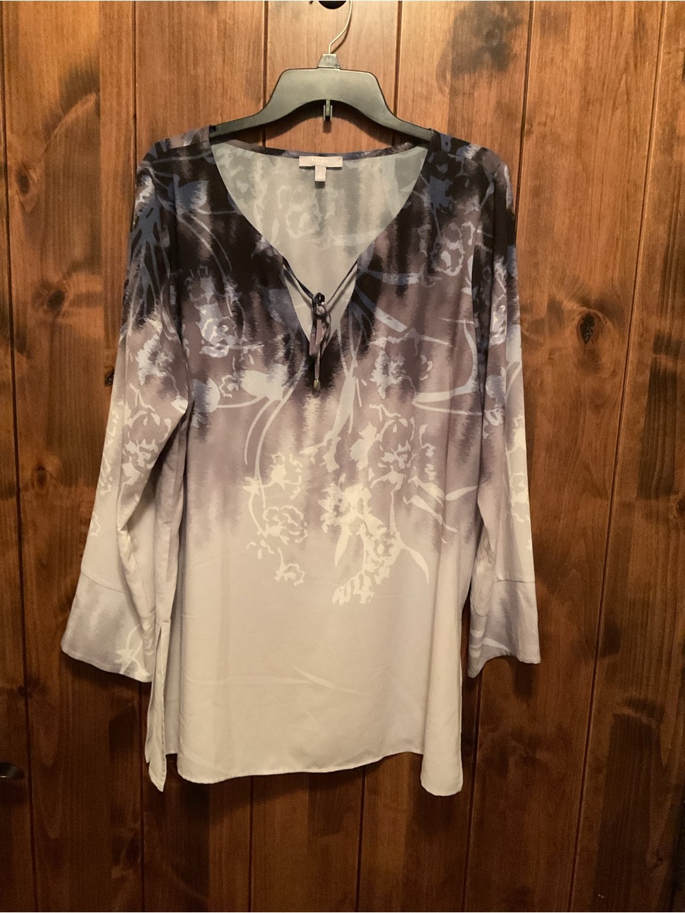 NICOLA Gray and Blue Ombre Floral Tie-Neck Tunic